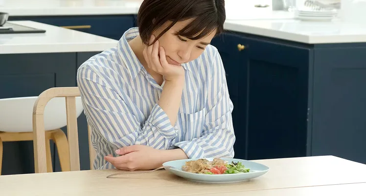 硬いものが噛めなくなった
