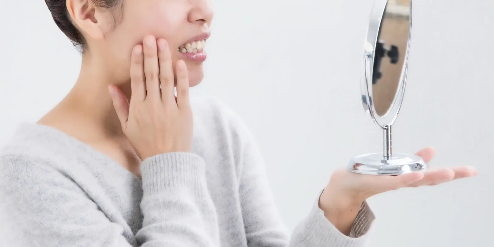 顎が開けにくい・大きく口を開けると引っかかる症状について